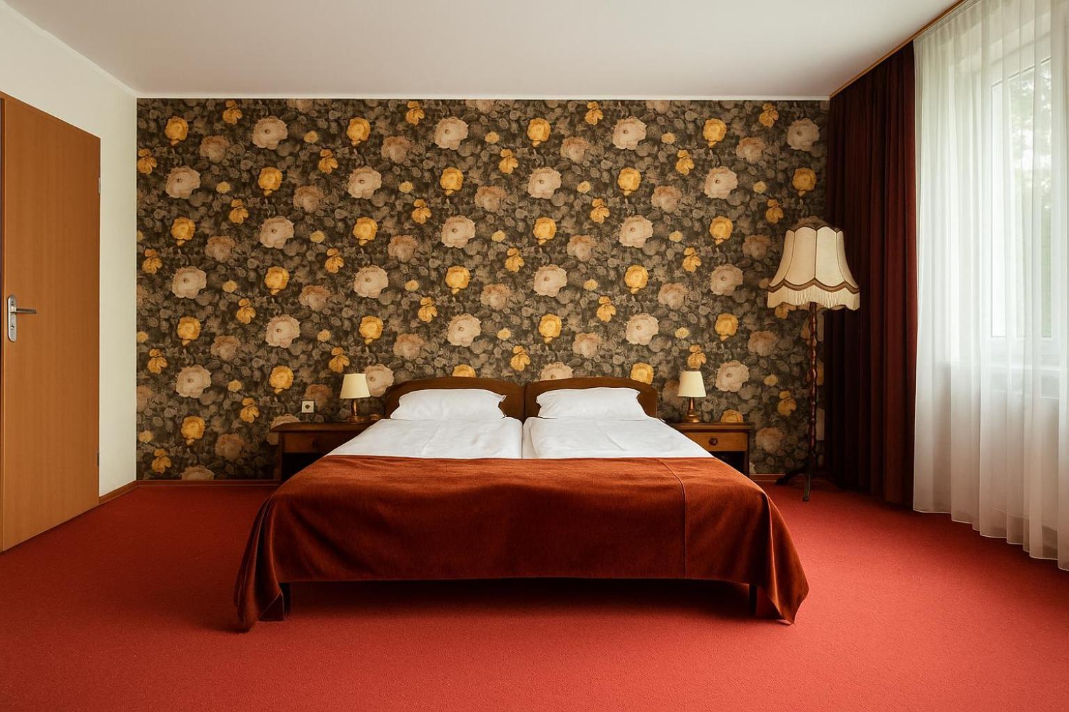 Hotel Metro Kłodzko Exteriör bild