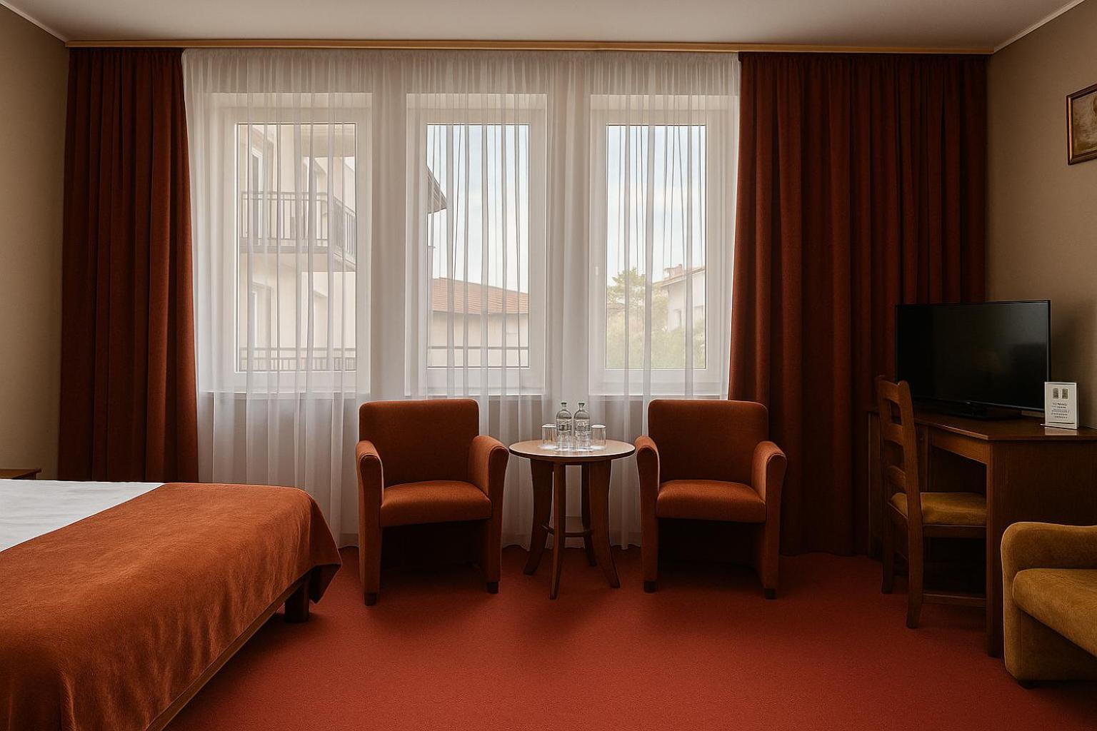 Hotel Metro Kłodzko Exteriör bild