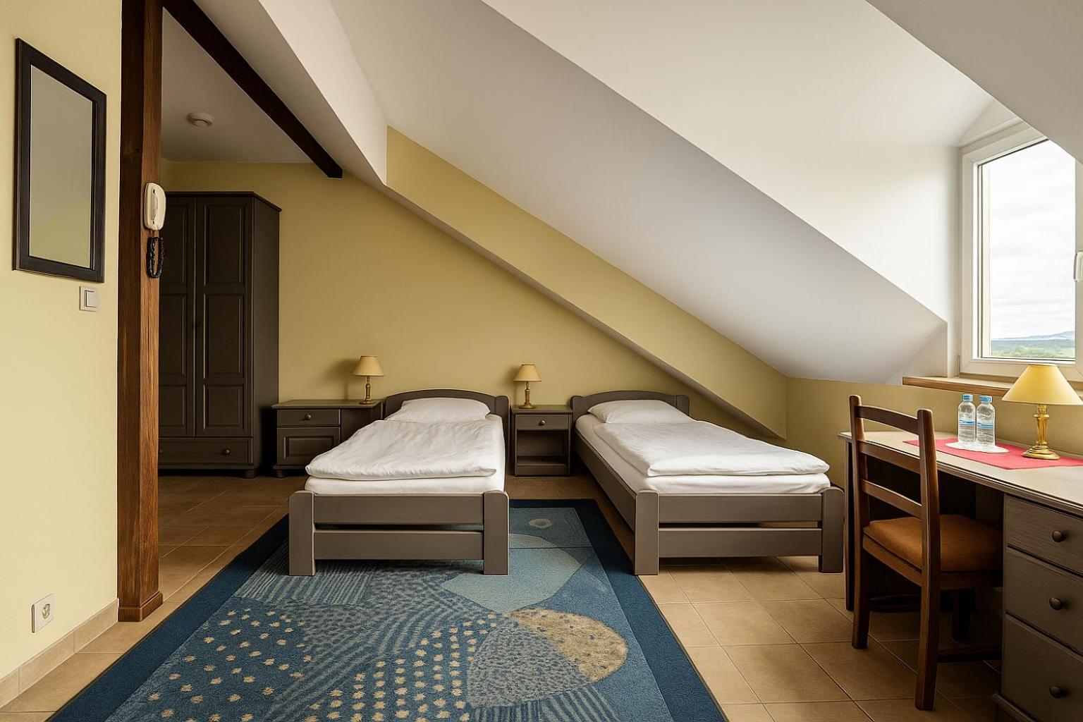 Hotel Metro Kłodzko Exteriör bild